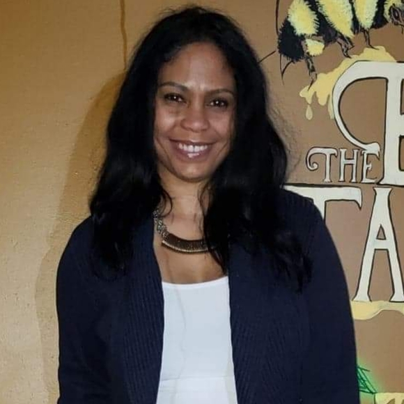 Meet your Posher, Dawn - Picture 3 of 4